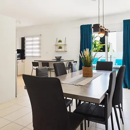 Luxvillasrentals
