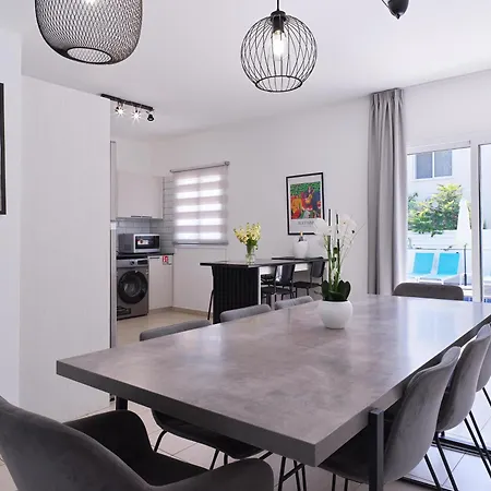 Luxvillasrentals Villa Ayia Napa