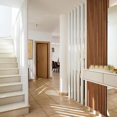 Luxvillasrentals Villa